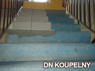38-641-pokladka-dlazby-na-schodiste-v-panelovem-dome-ostrava-small.jpg