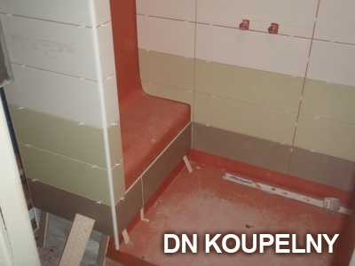 47-700-sedacka-do-sprchy-v-panelakove-koupelne-ostrava-small.jpg